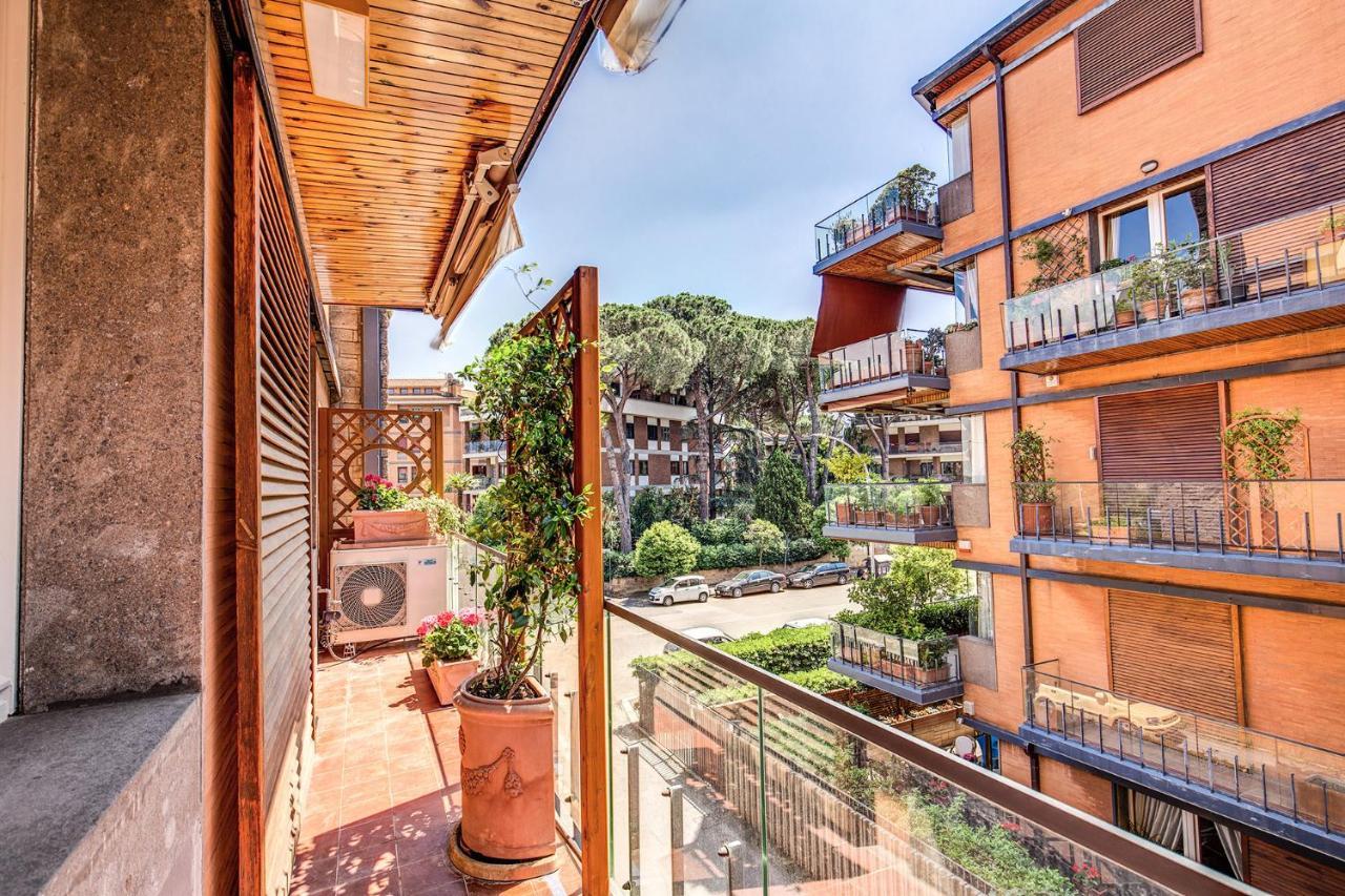 Terrazza Piccolomini: Elegant Apartment Stunning View Over Rome/St Peter'S Dome Exteriér fotografie