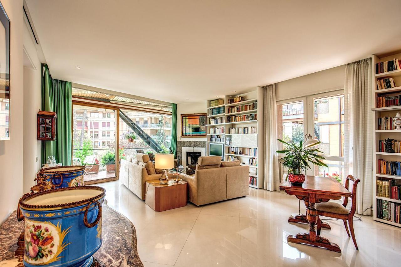 Terrazza Piccolomini: Elegant Apartment Stunning View Over Rome/St Peter'S Dome Exteriér fotografie