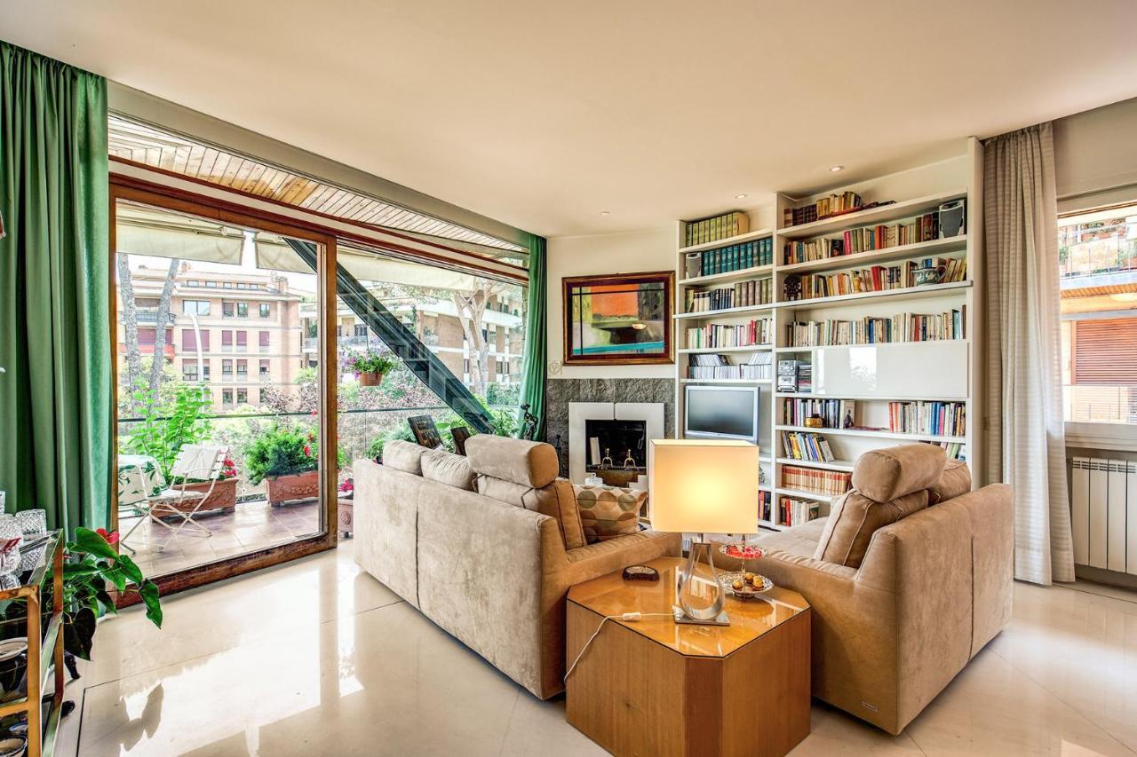 Terrazza Piccolomini: Elegant Apartment Stunning View Over Rome/St Peter'S Dome Exteriér fotografie