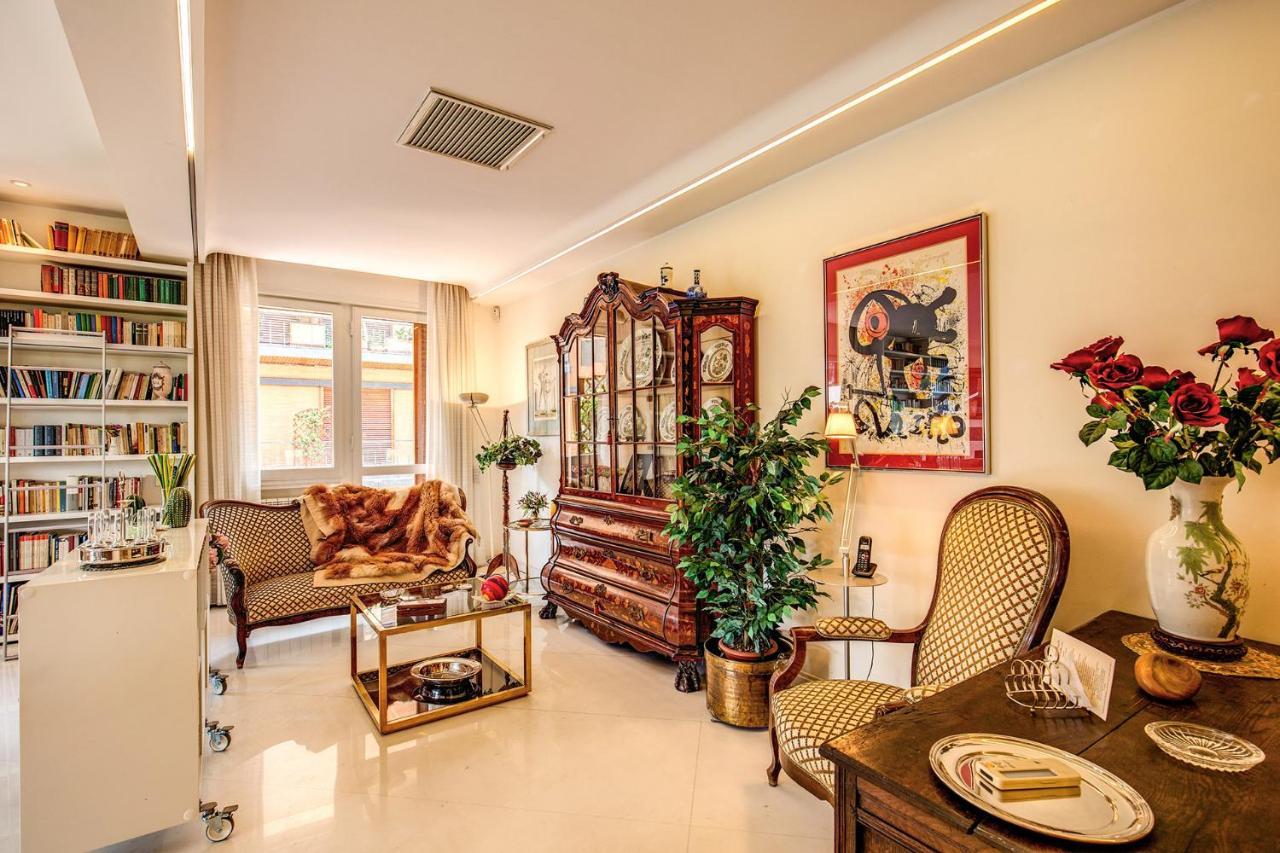 Terrazza Piccolomini: Elegant Apartment Stunning View Over Rome/St Peter'S Dome Exteriér fotografie