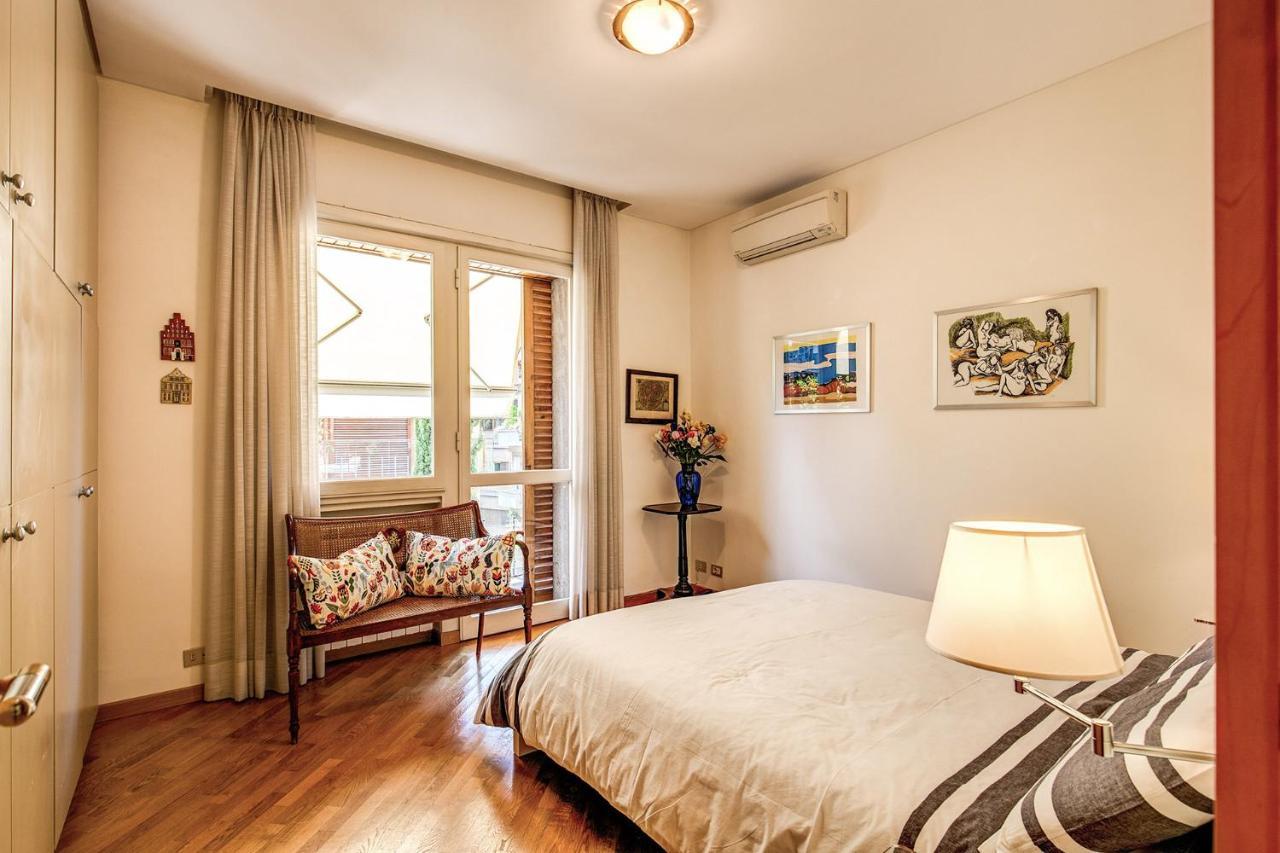 Terrazza Piccolomini: Elegant Apartment Stunning View Over Rome/St Peter'S Dome Exteriér fotografie