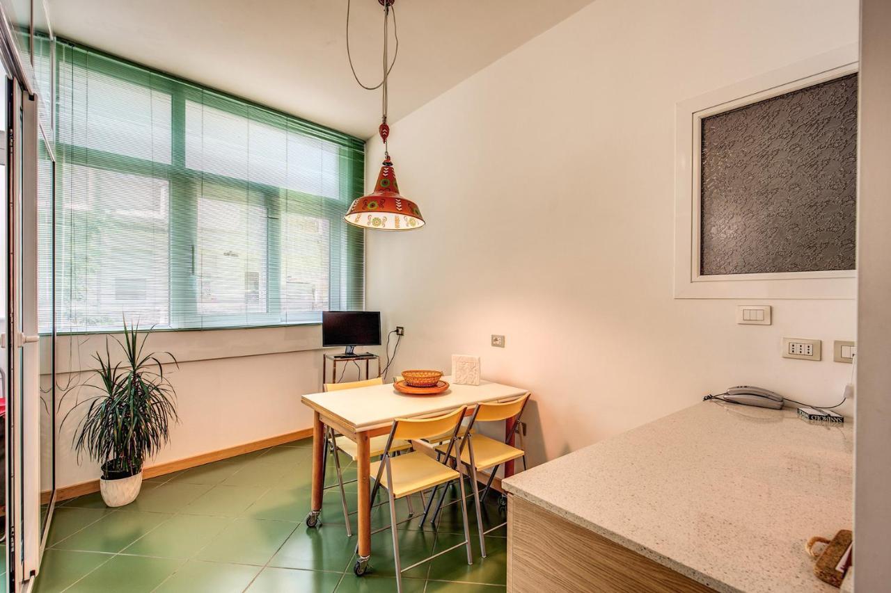 Terrazza Piccolomini: Elegant Apartment Stunning View Over Rome/St Peter'S Dome Exteriér fotografie